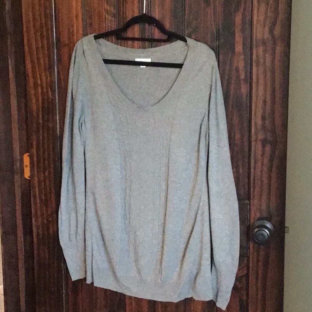 Liz Lange maternity for Target. Gray long sleeve sweater size XXL.